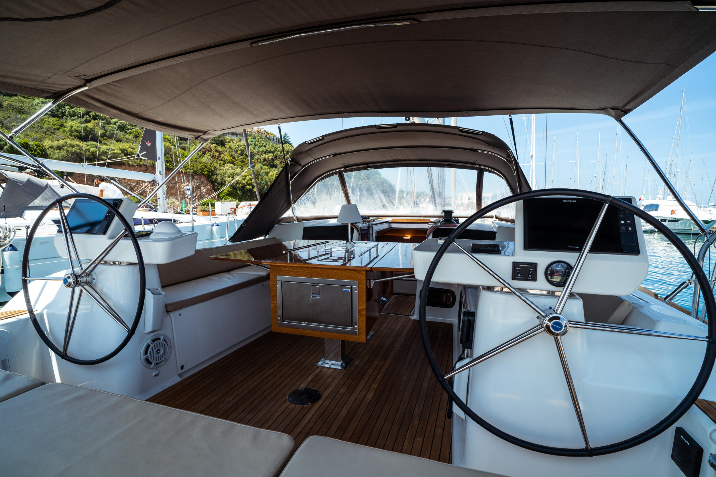 Dufour 520 Grand Large — photo 5