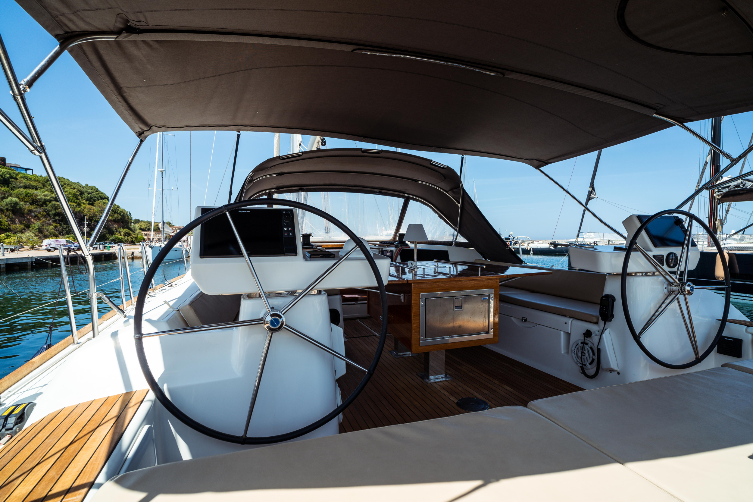 Dufour 520 Grand Large — photo 7