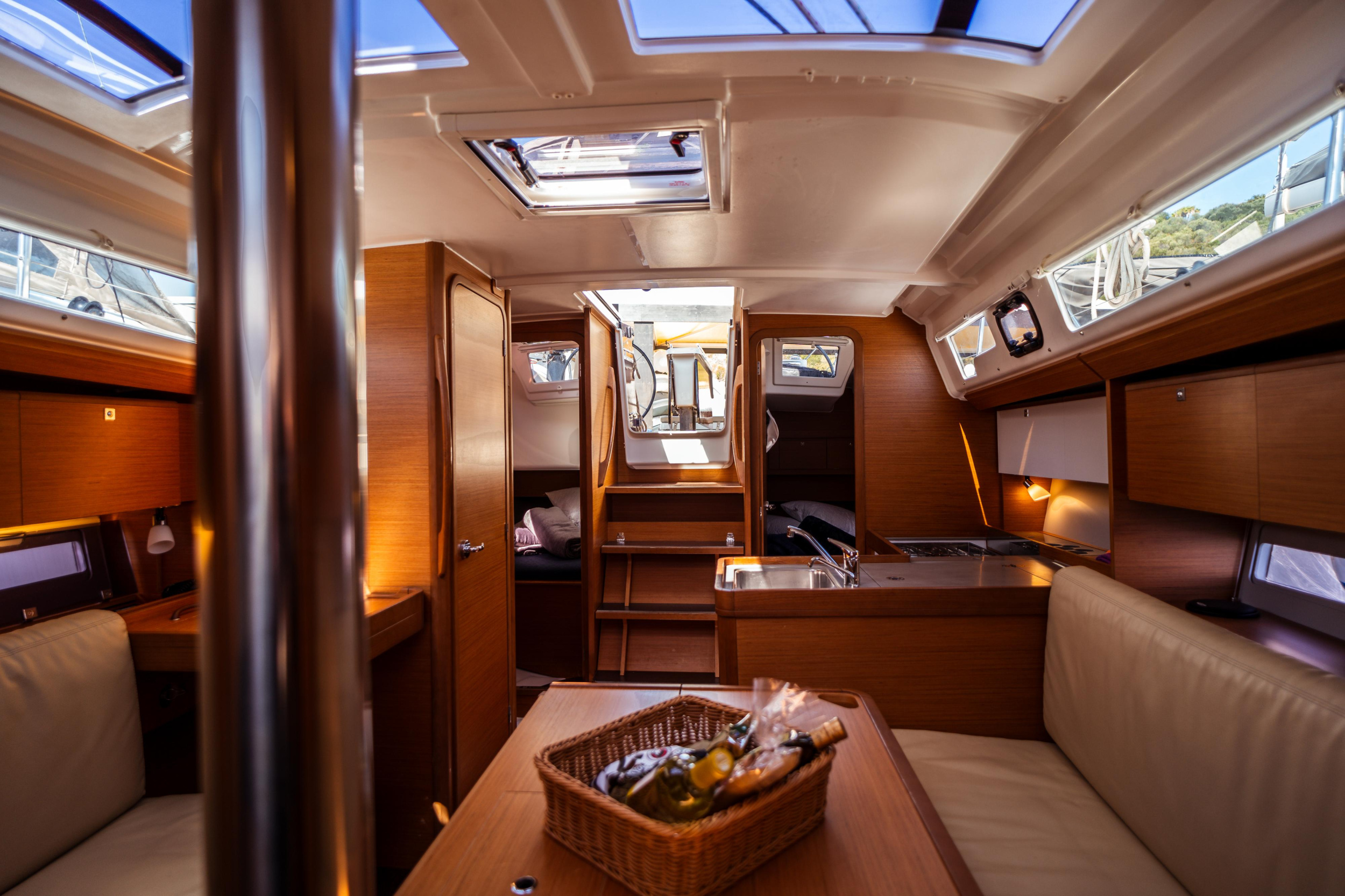 Dufour 360 GL — photo 9