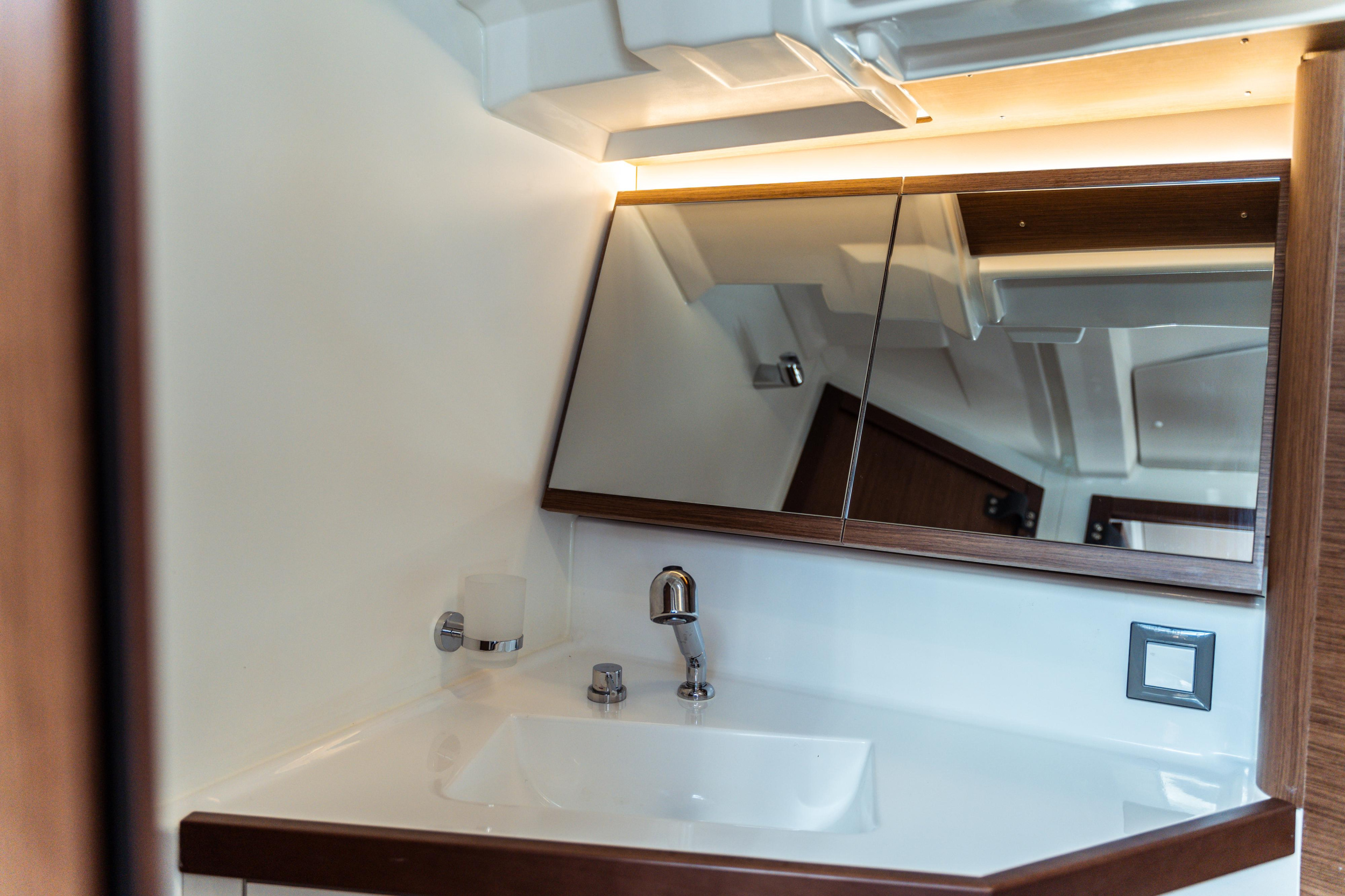 Oceanis 46.1 — photo 13