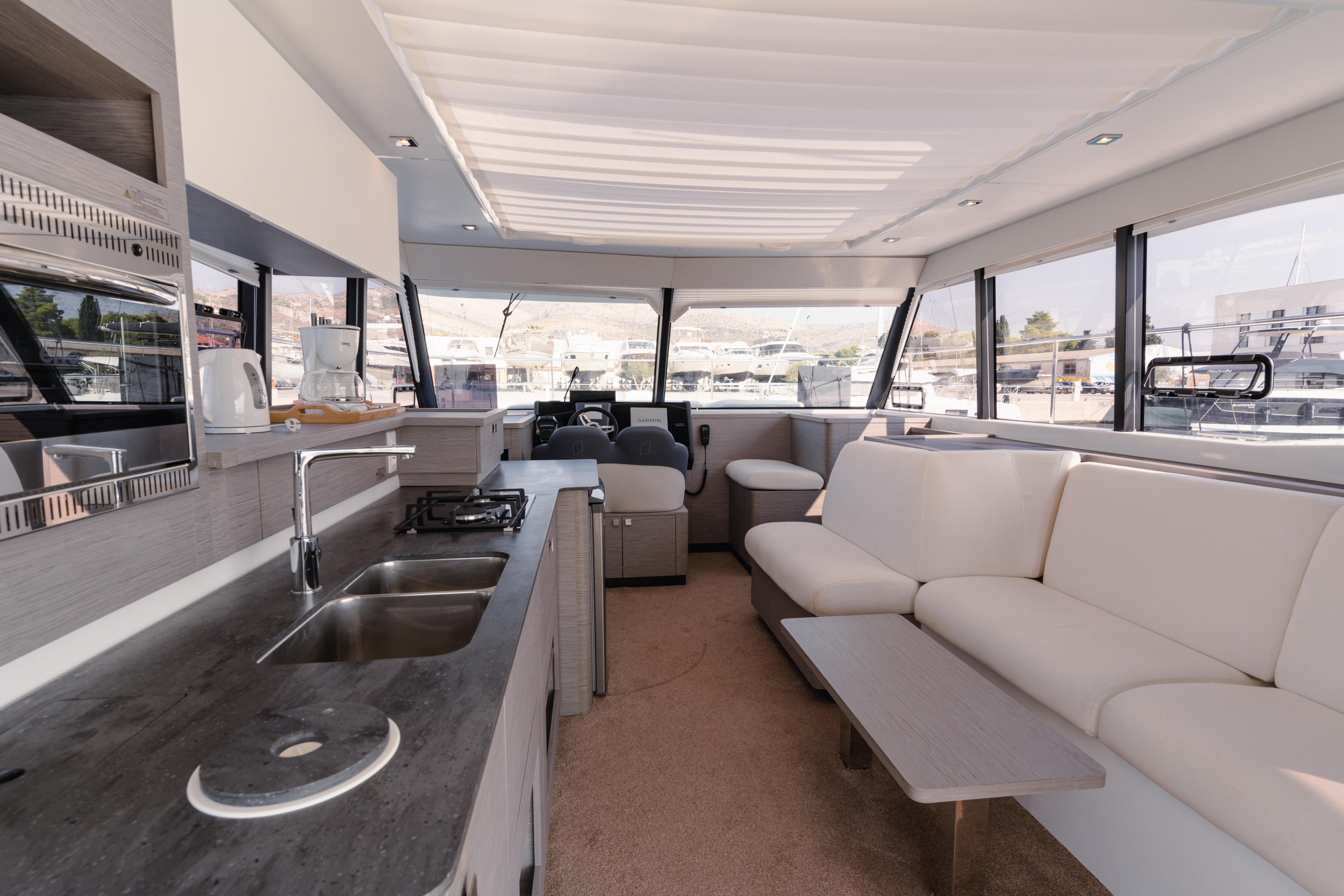 Photo #7 - Fountaine Pajot MY4.S (DANA) en Trogir - 16654