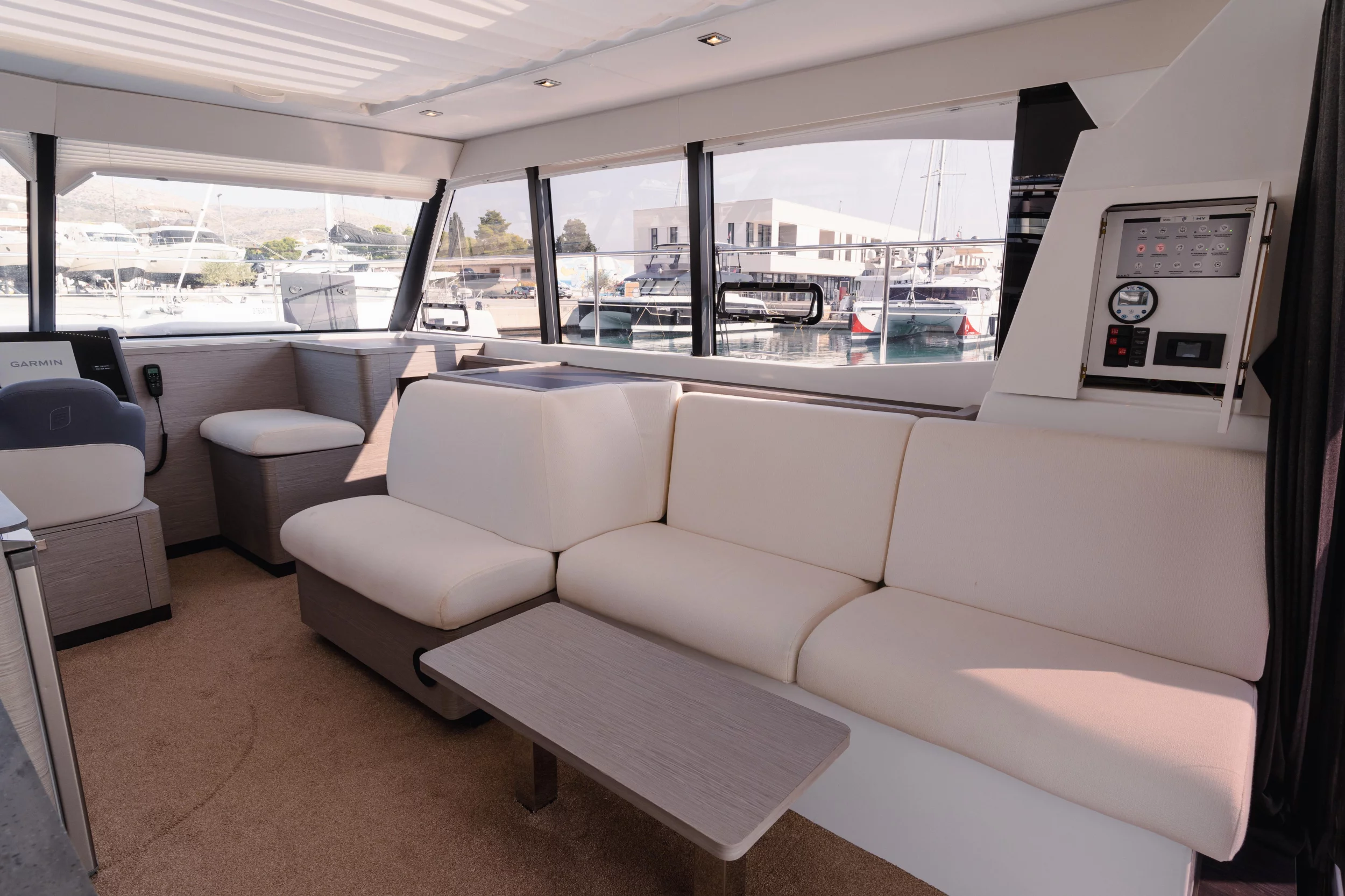 Fountaine Pajot MY4.S (DANA) salon2 - 4