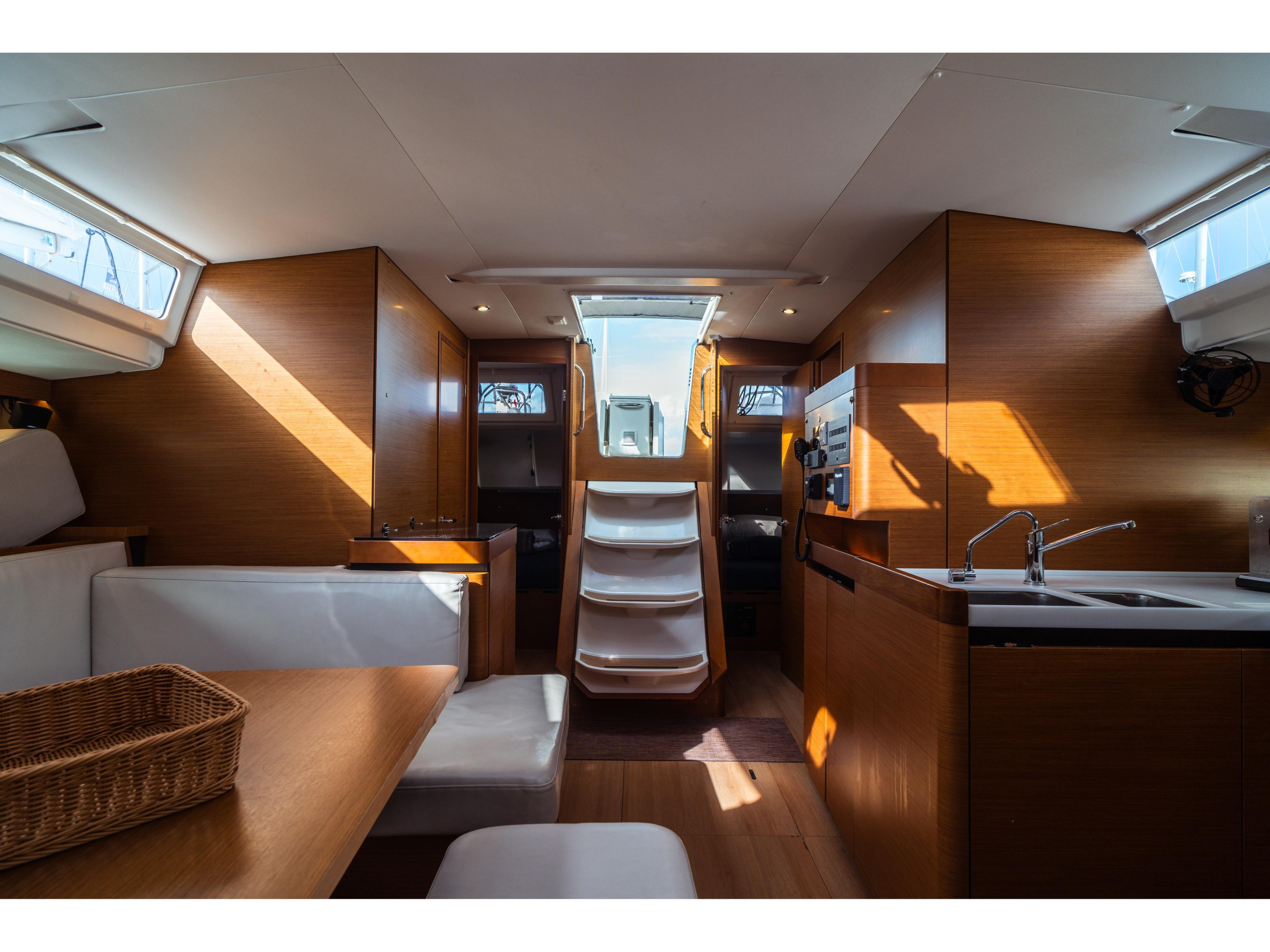 Sun Odyssey 490 — photo 5