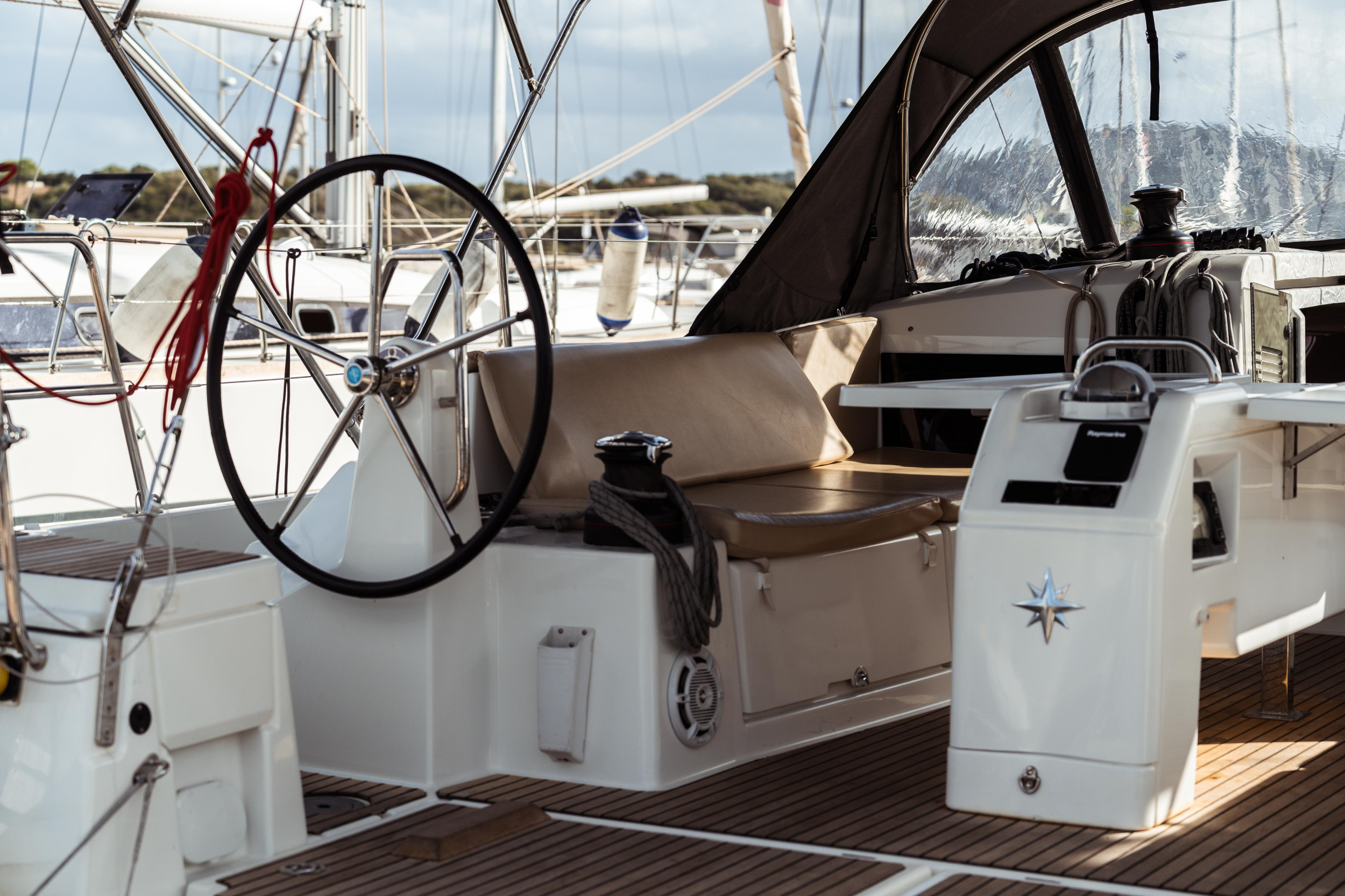Sun Odyssey 490 — photo 2