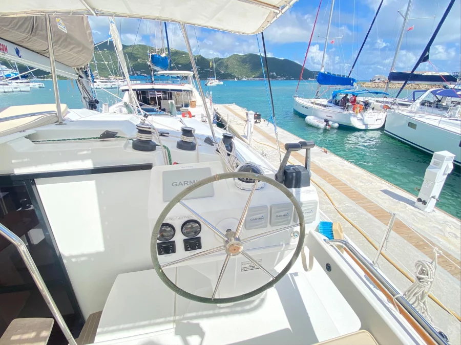 FP Helia 44 Evo (Full Moon II)  - 15