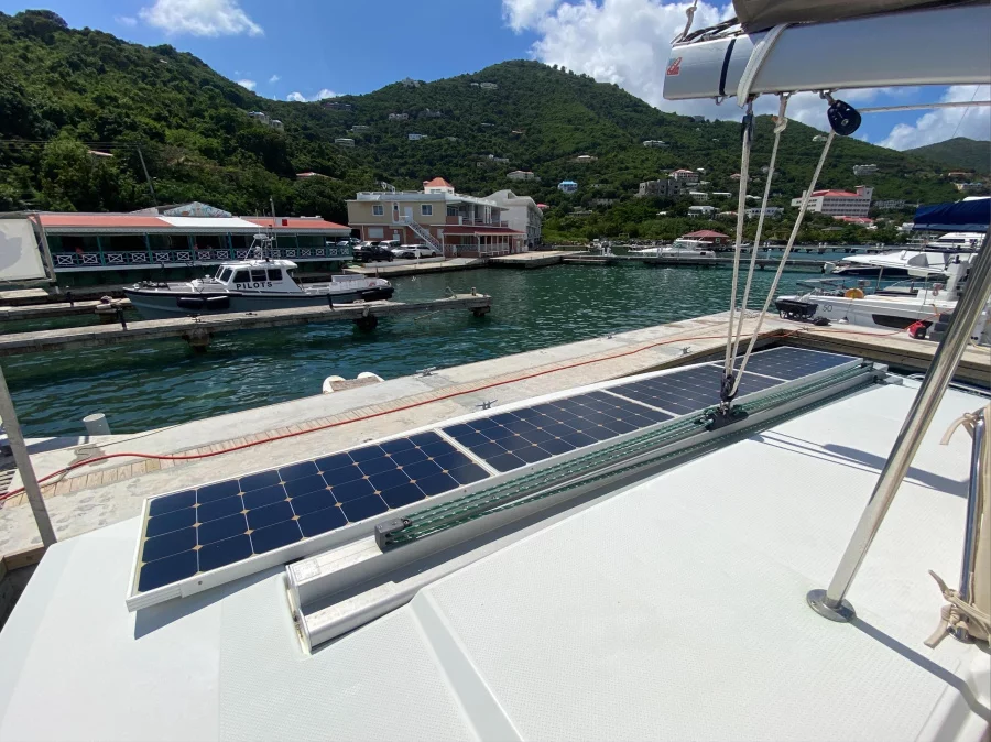 FP Helia 44 Evo (Full Moon II)  - 18