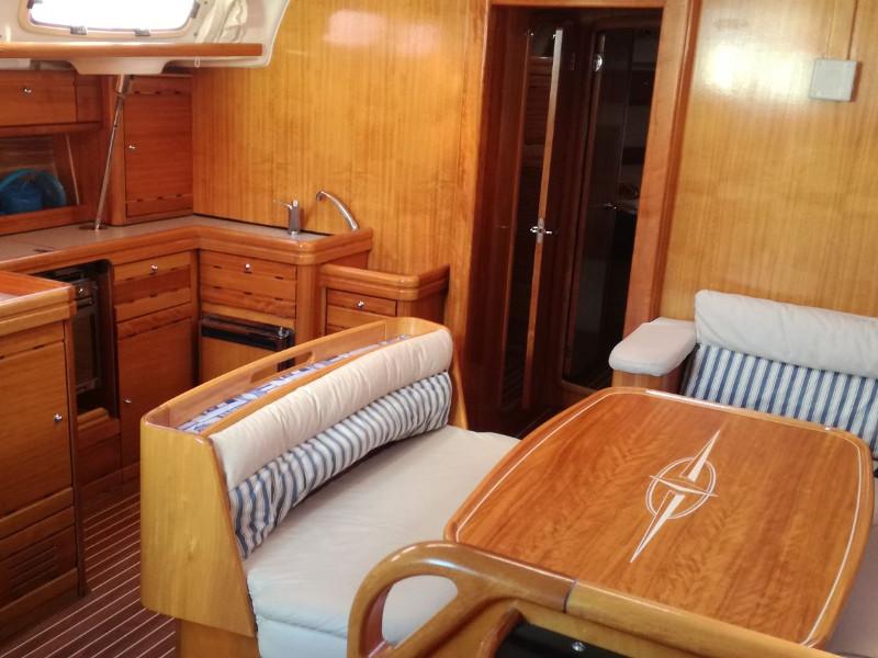 Interior image - 1