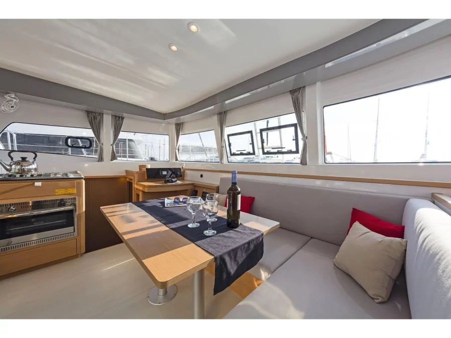 Excess 12 (SPEARHEAD) Interior image - 1