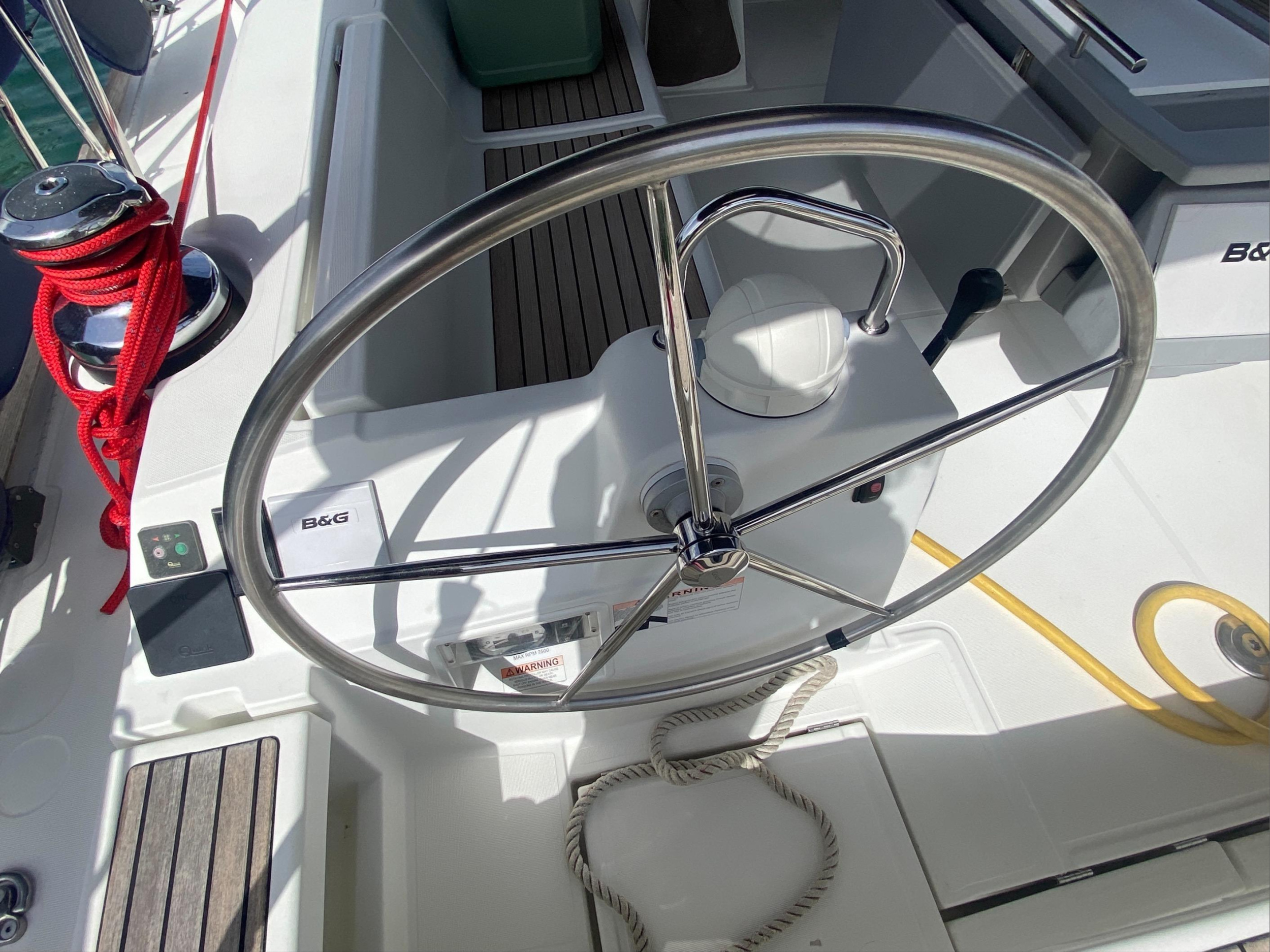 Photo #20 - Beneteau Oceanis 48 (Marty J) en Road Town - 25339