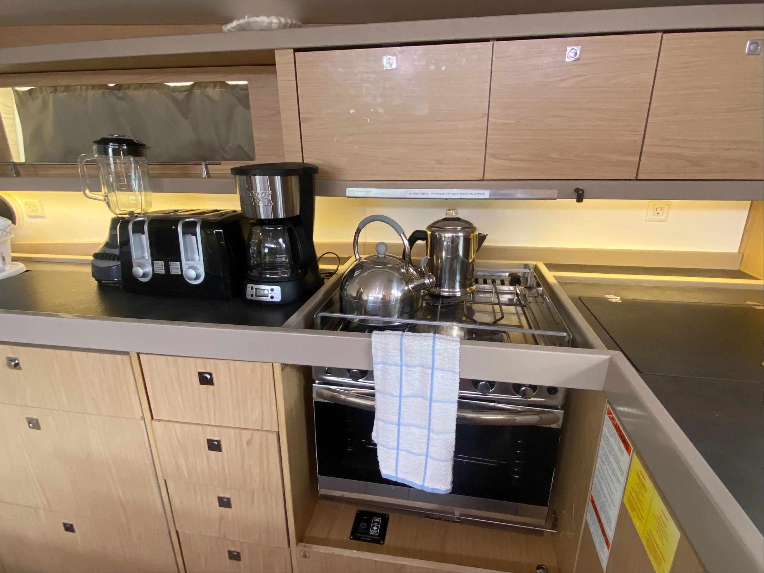 Beneteau Oceanis 48 (Marty J)  - 4