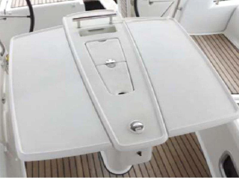 Oceanis 50 Family (In Compliance)  - 5