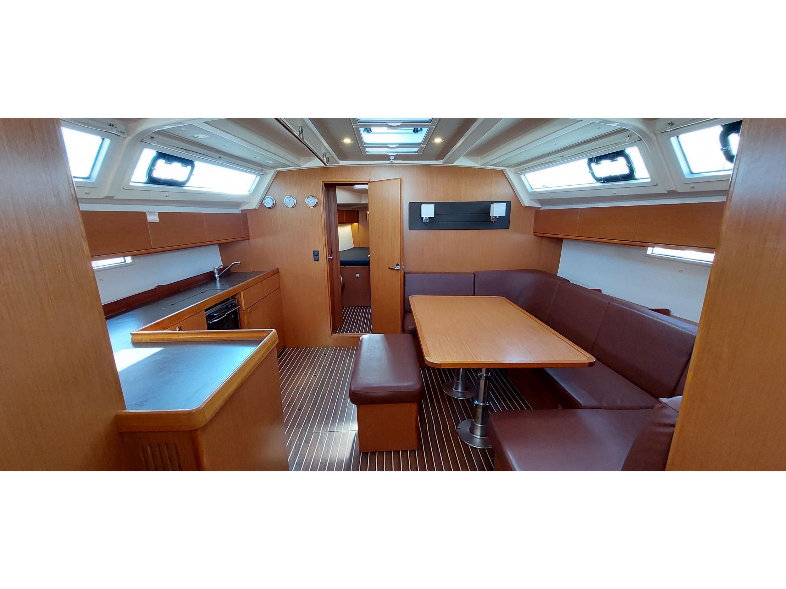 Bavaria Cruiser 46 — photo 4