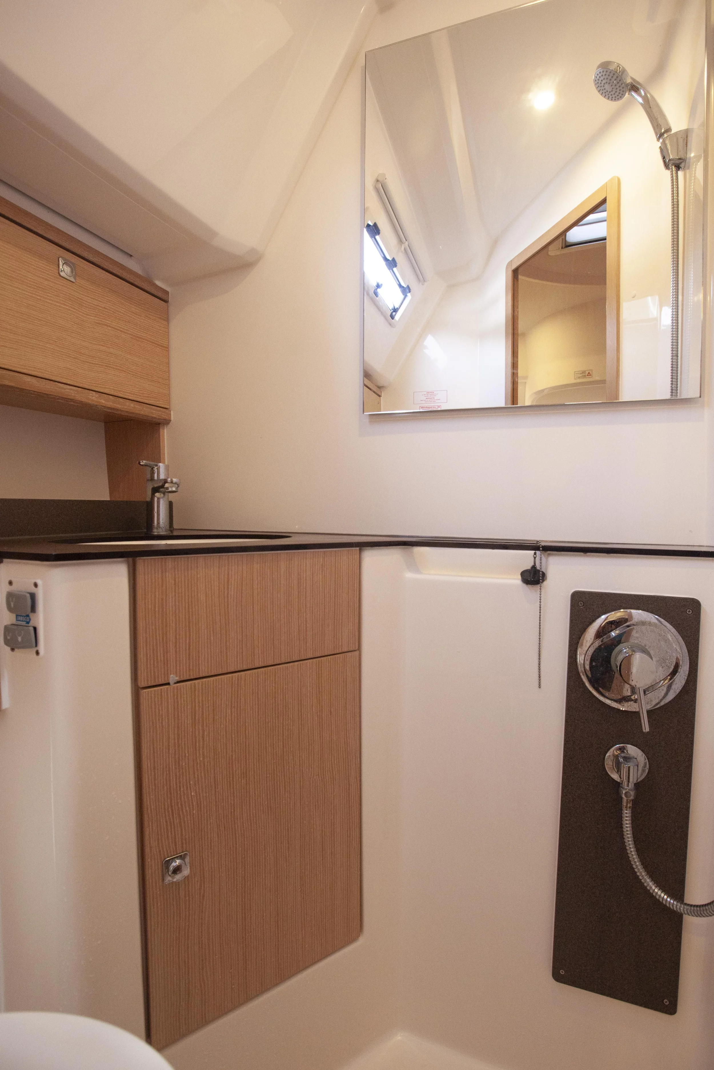 Bavaria Cruiser 46 (Trex) Aft WC (port side) - 5