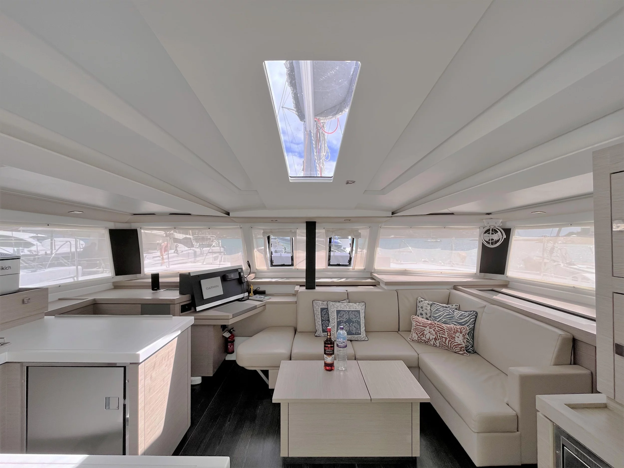 Fountaine Pajot Astrea 42 (Maho) Interior image - 8