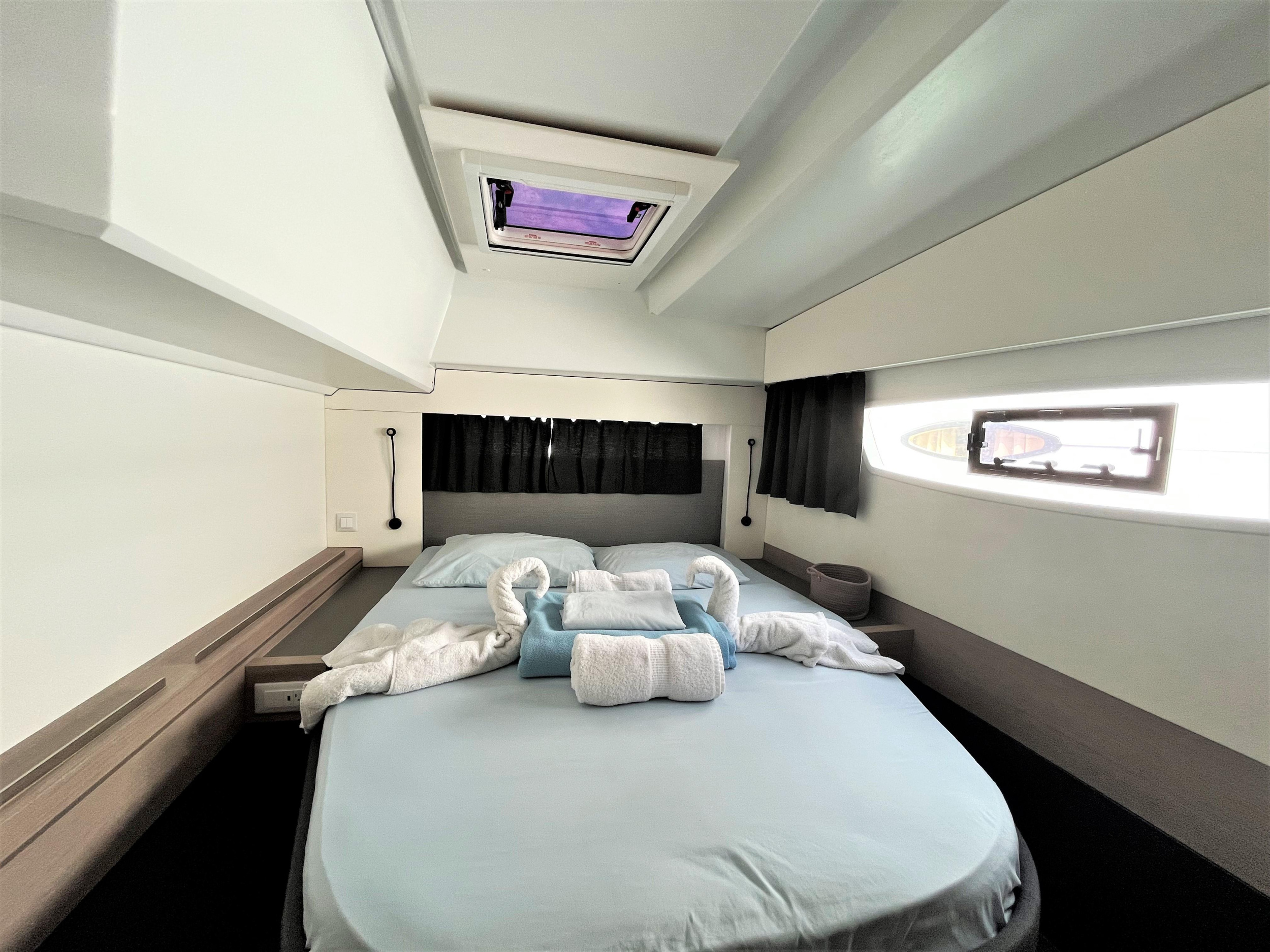 Photo #15 - Fountaine Pajot Astrea 42 (Maho) in Road Town - 6840