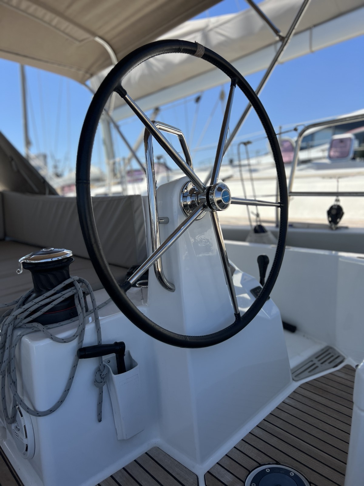 Sun Odyssey 490 — photo 13