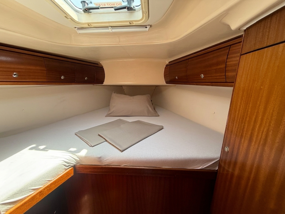 Bavaria 49 — photo 5