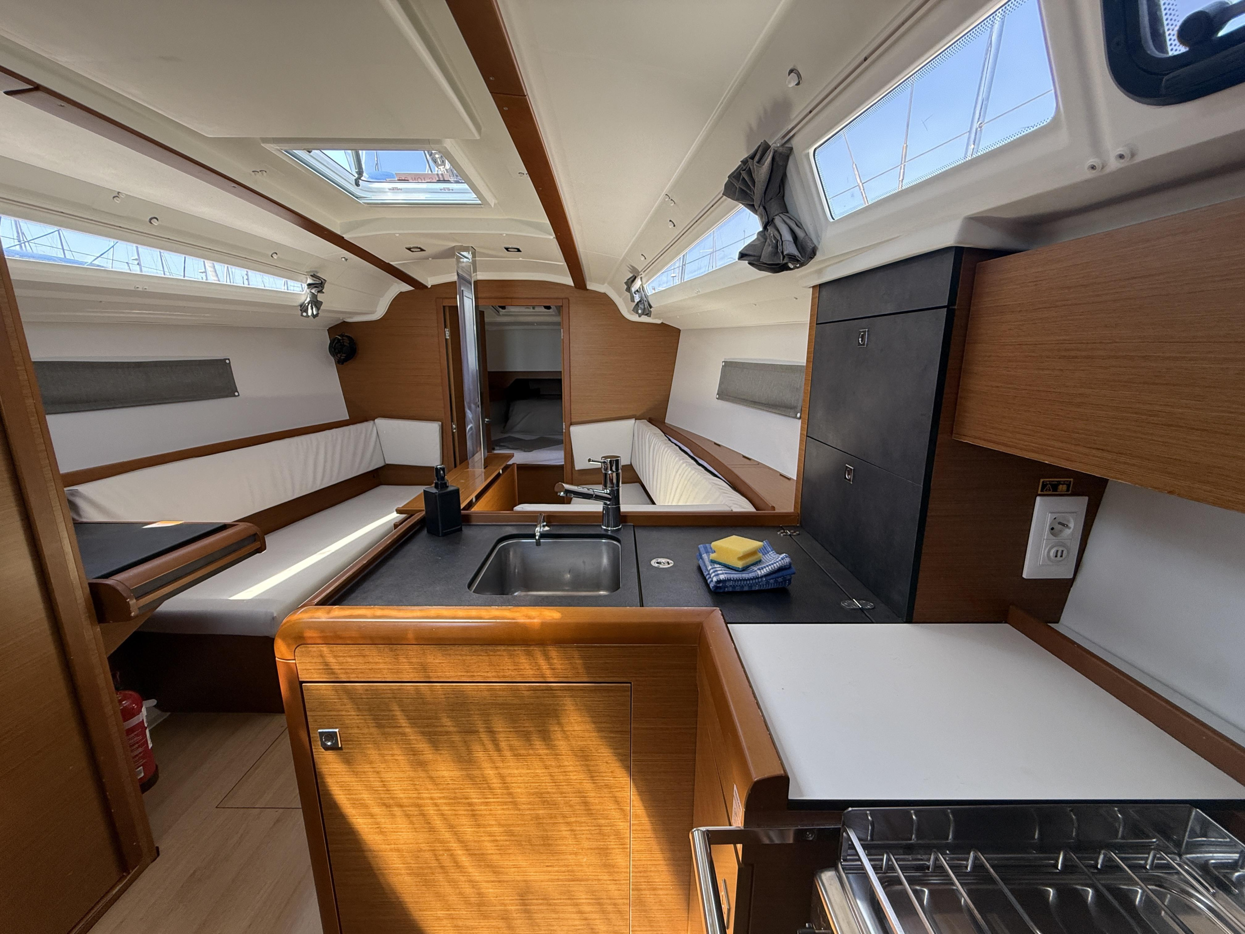 Sun Odyssey 349 — photo 13