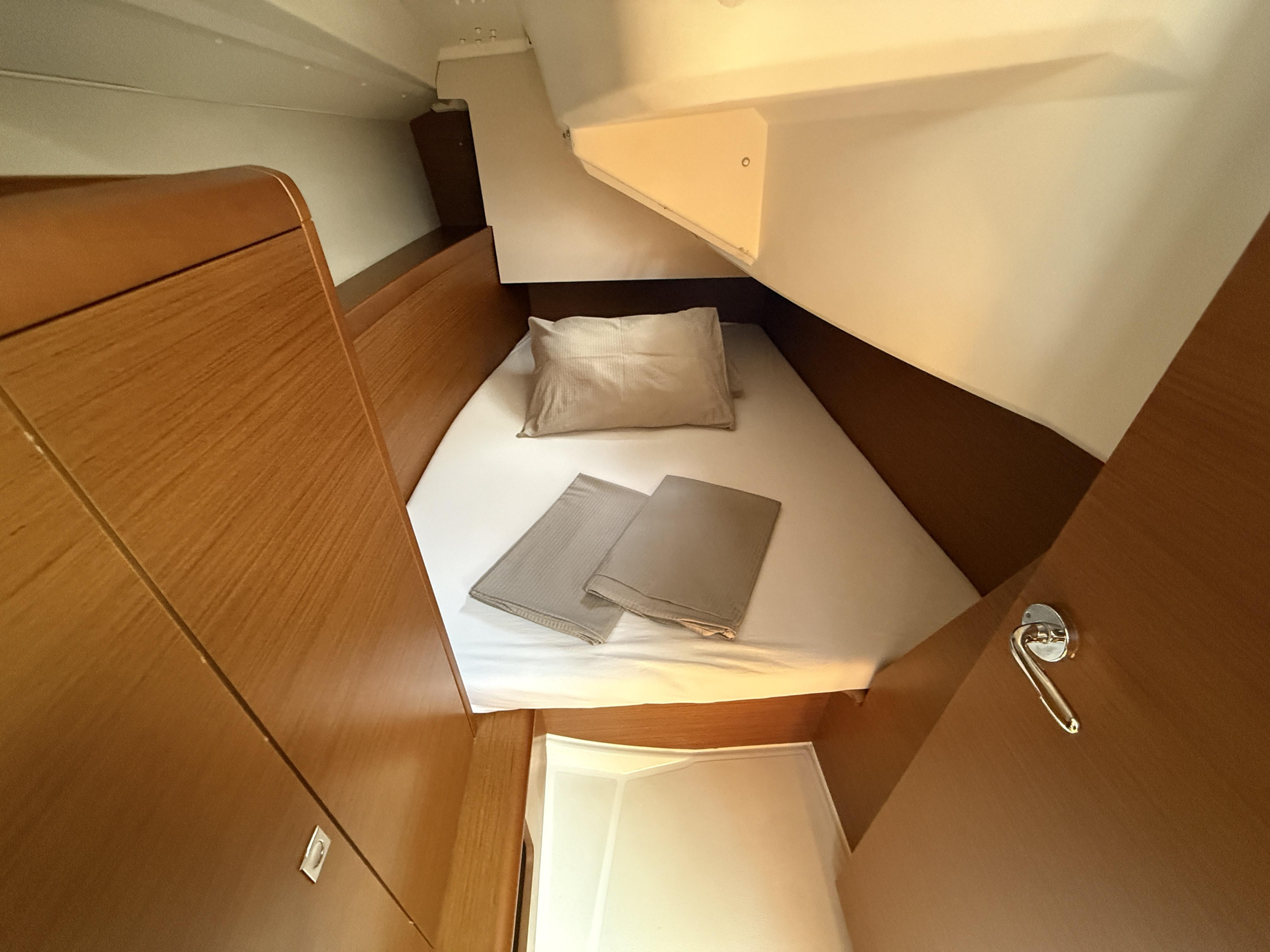 Sun Odyssey 349 — photo 10