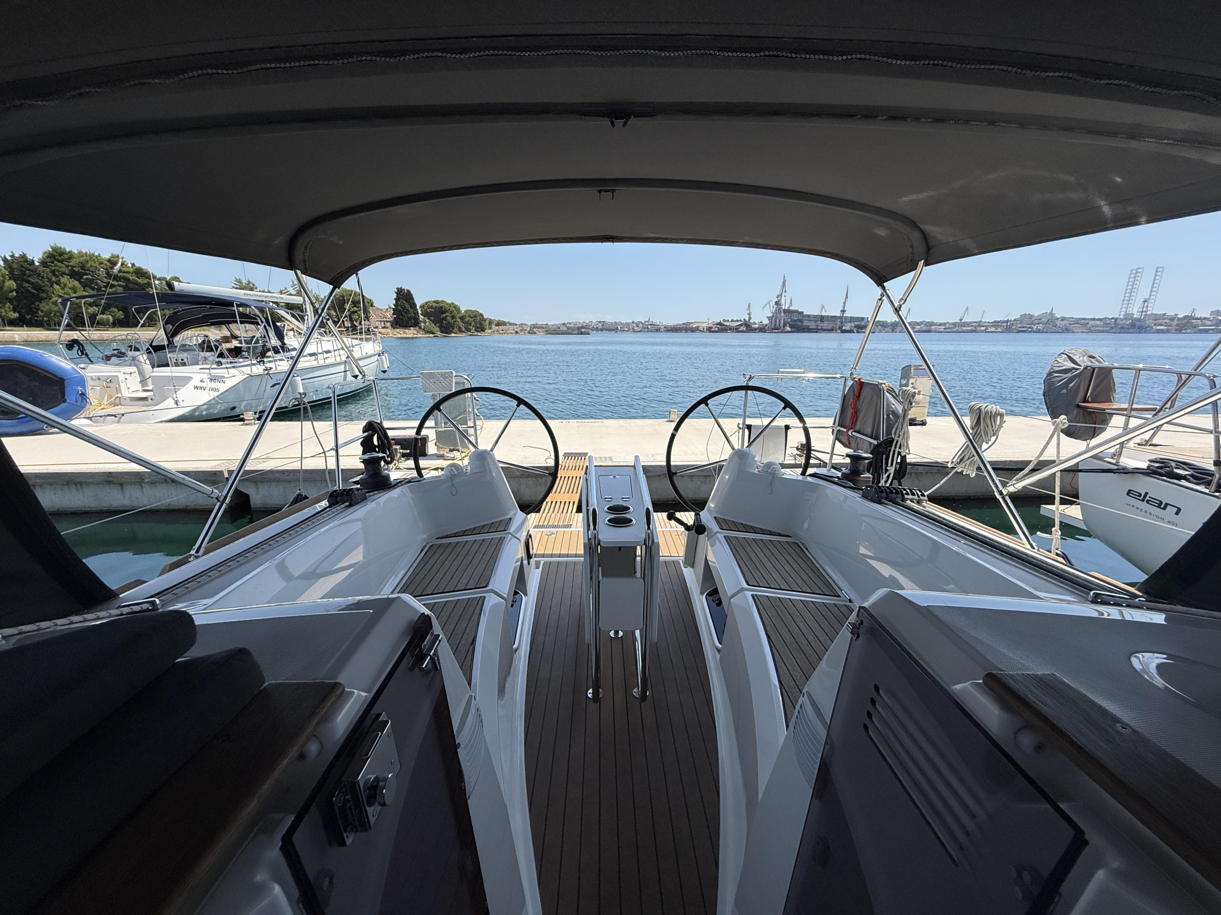 Sun Odyssey 349 — photo 7