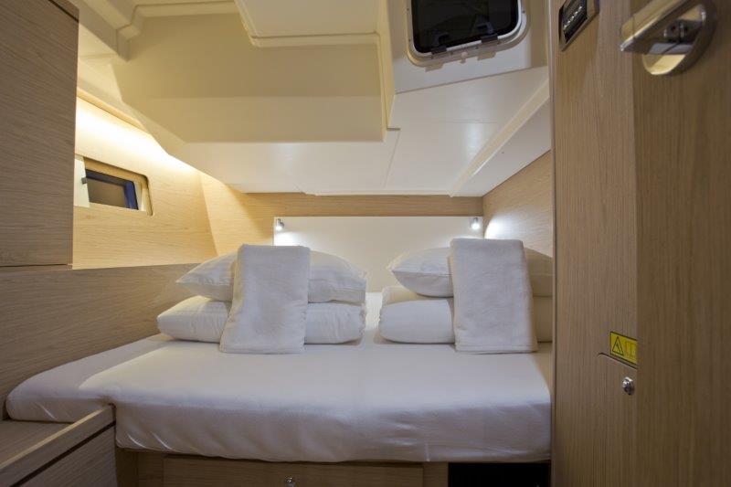 Oceanis 51.1 — photo 24