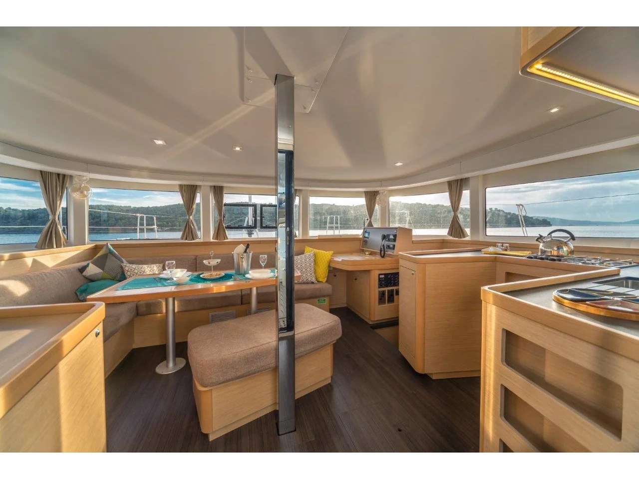 Lagoon 42 (LEGGIERO) Interior image - 13