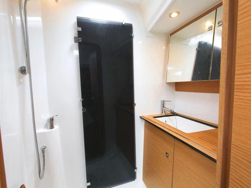 Dufour 460 Grand Large — photo 34