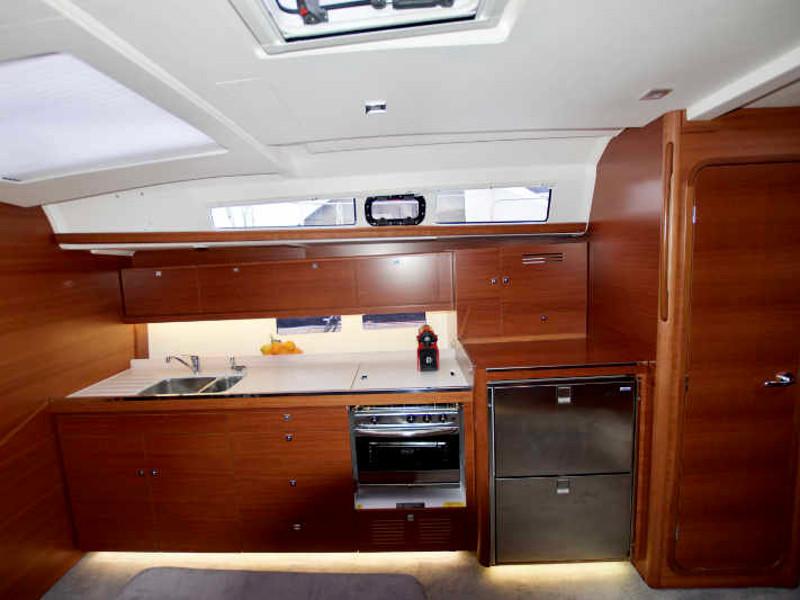 Dufour 460 Grand Large — photo 28