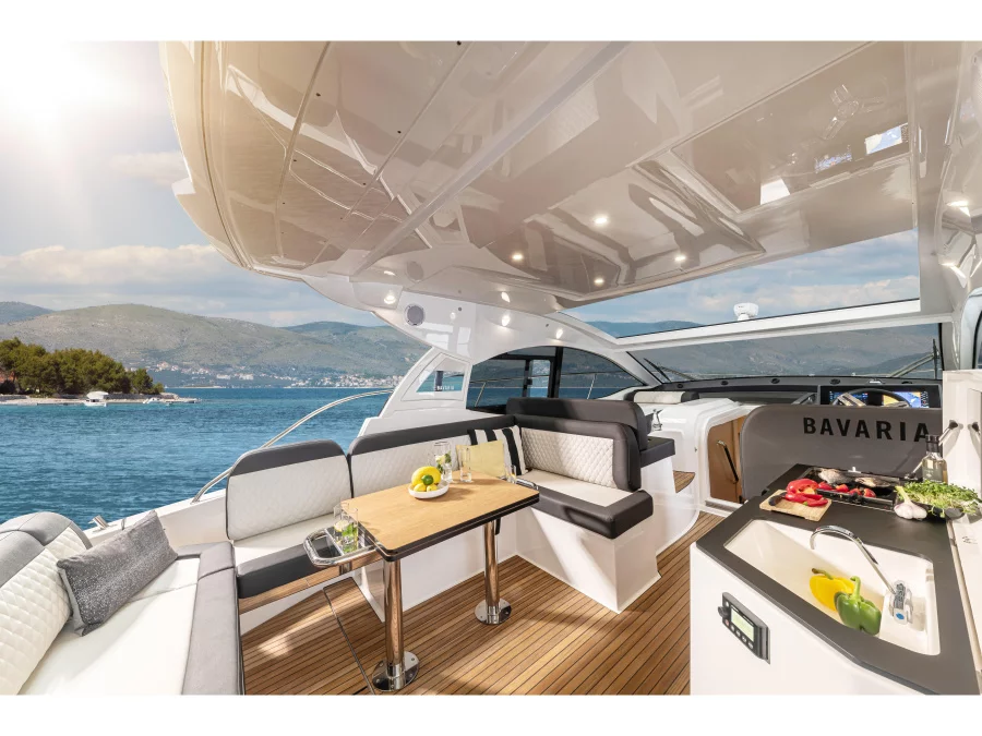 Bavaria SR41 (IVANA) Interior image - 16