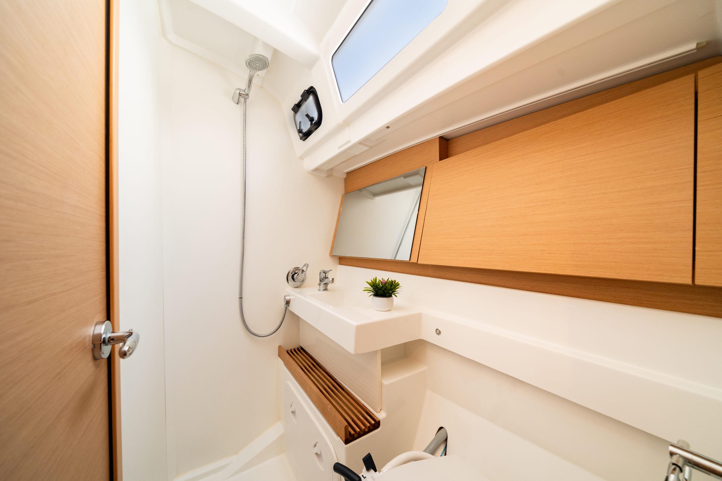 Photo #4 - Sun Odyssey 490 4 cabins (CALMA) en Atenas - 18750