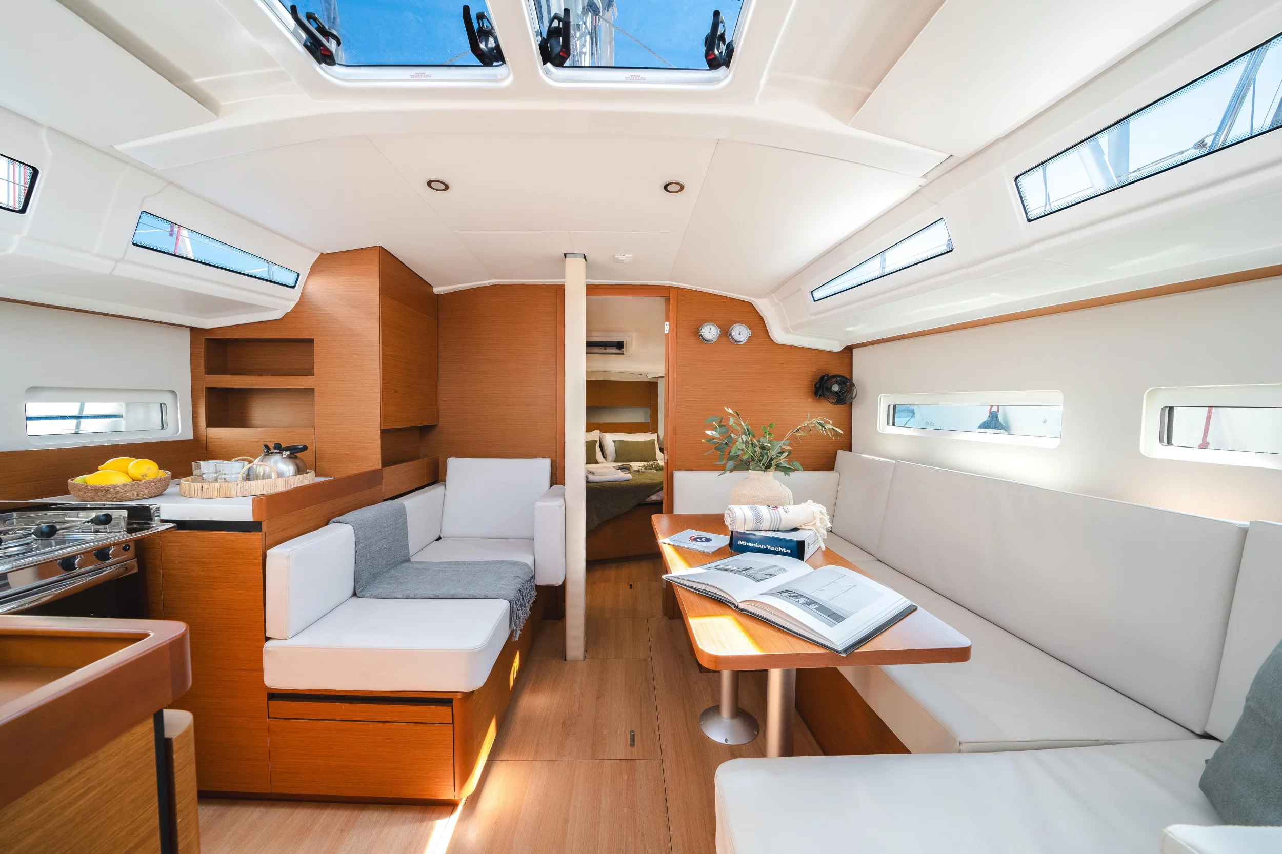 Sun Odyssey 410 (LAERTES)  - 1