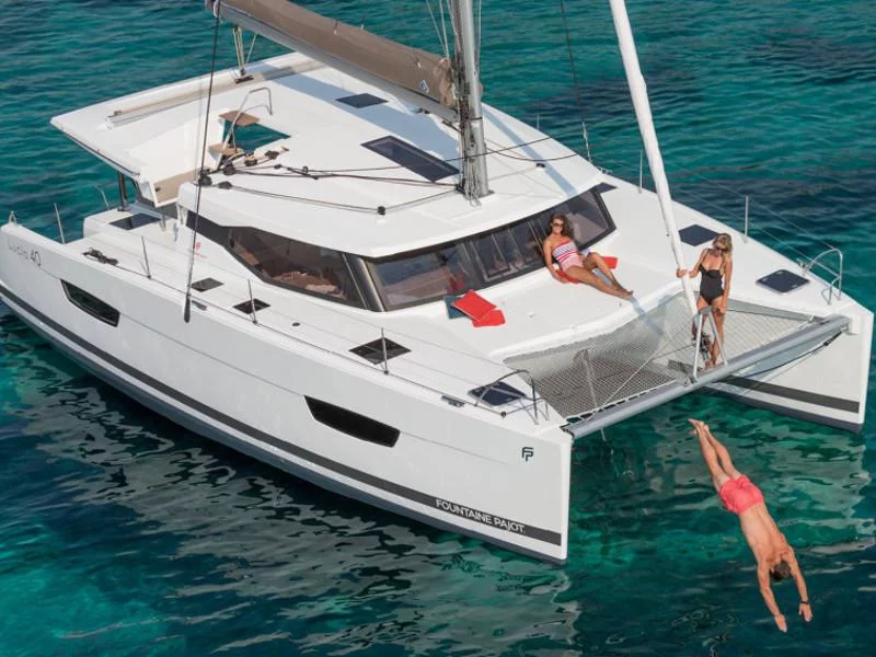 Lucia 40 (Summer Sun)  - 4
