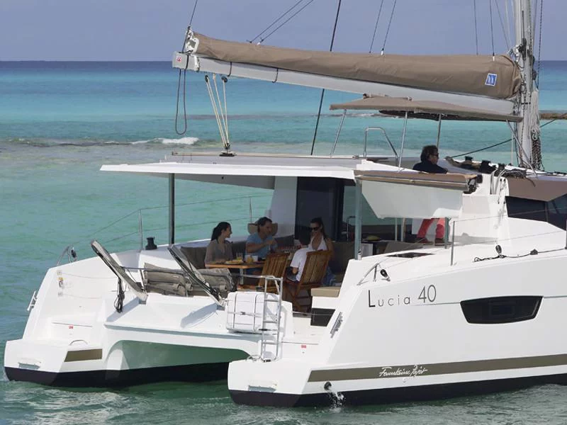 Lucia 40 (Summer Sun)  - 5