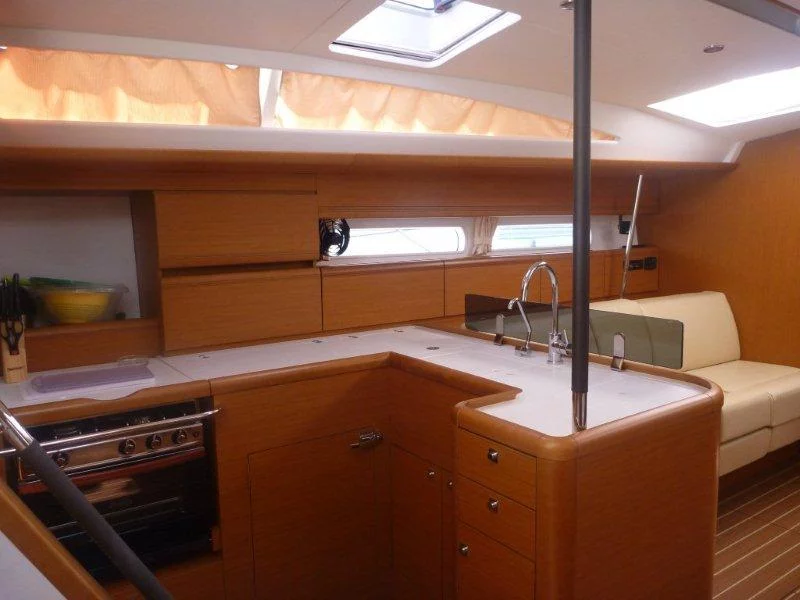 Jeanneau 53 (Triton)  - 5