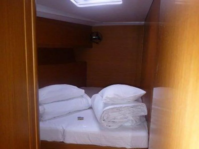 Jeanneau 53 (Triton)  - 16