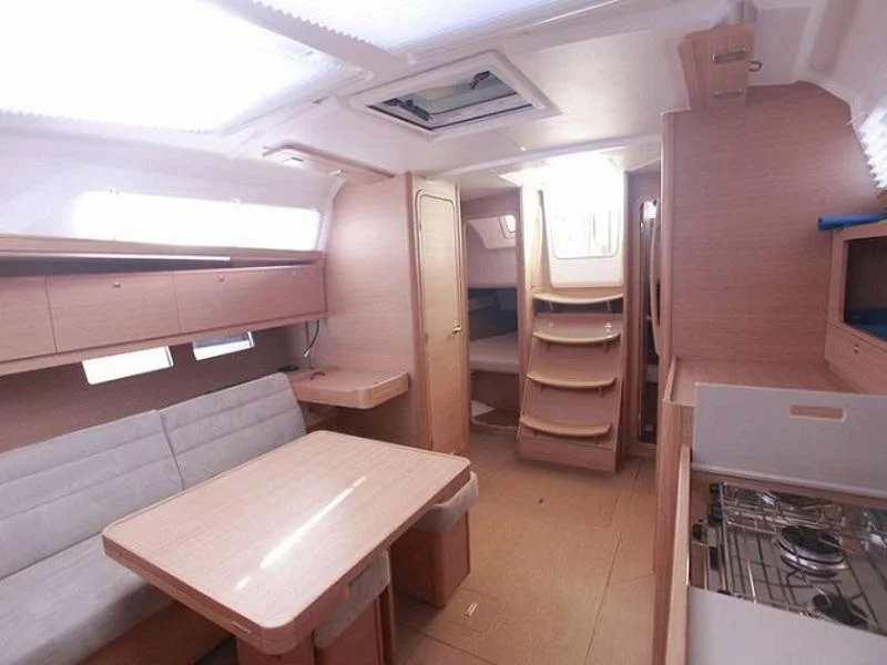 Dufour 382 GL (Calypso)  - 4