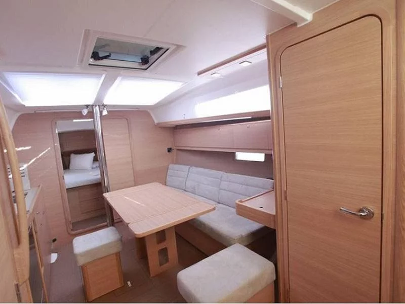 Dufour 382 GL (Calypso)  - 16