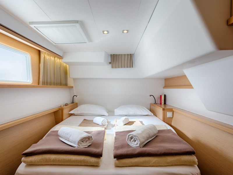 Photo #3 - Lagoon 450 F Luxury (METRA) en Trogir - 6447