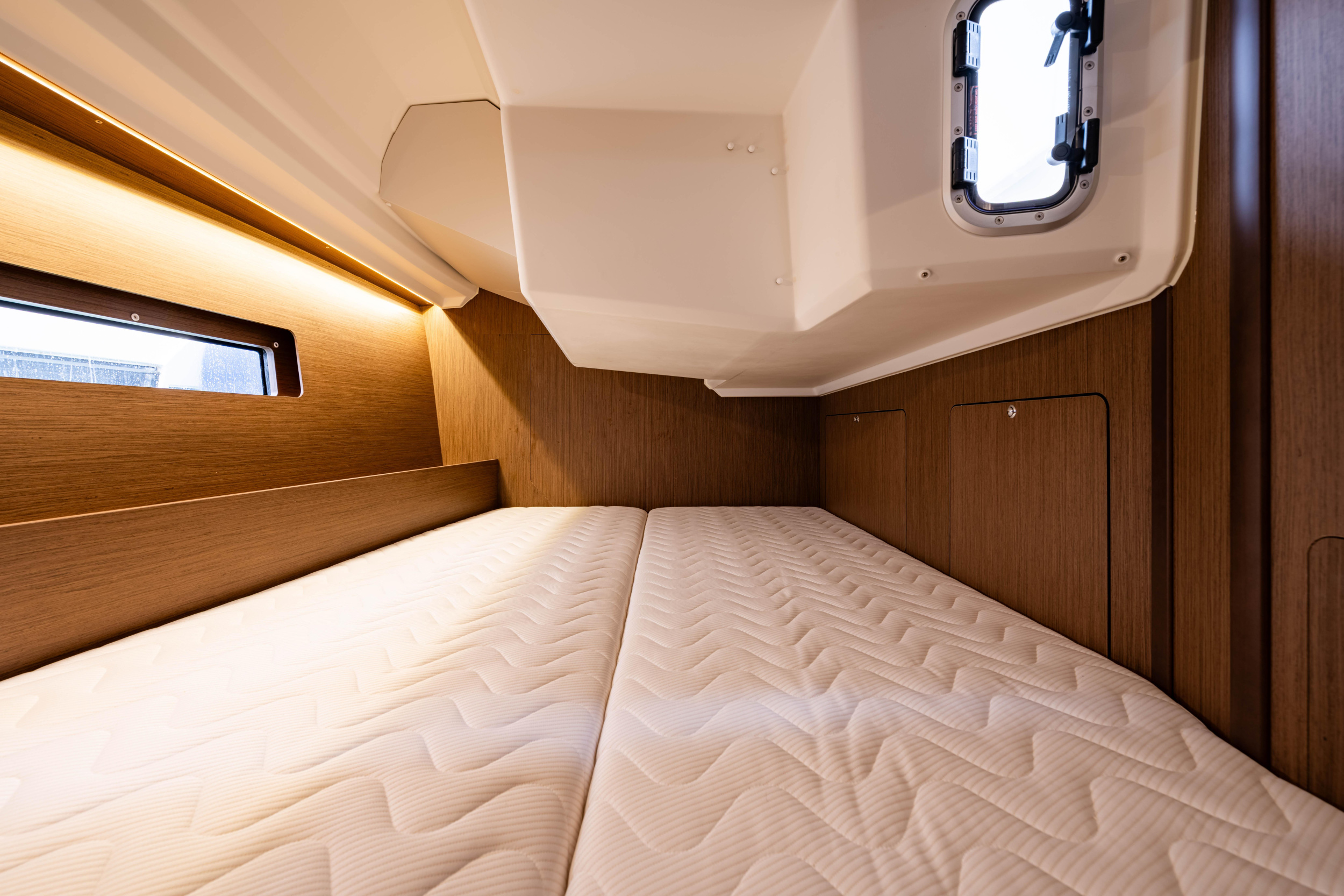 Oceanis 40.1 — photo 13