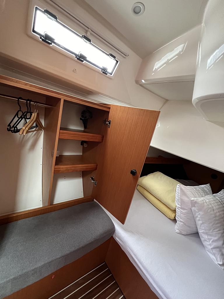 Bavaria Cruiser 41 — photo 13