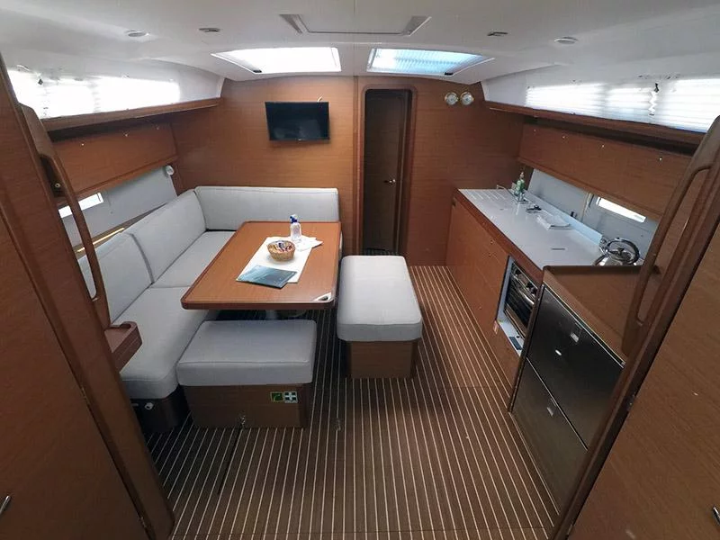 Dufour 460 (Petra) Interior image - 9