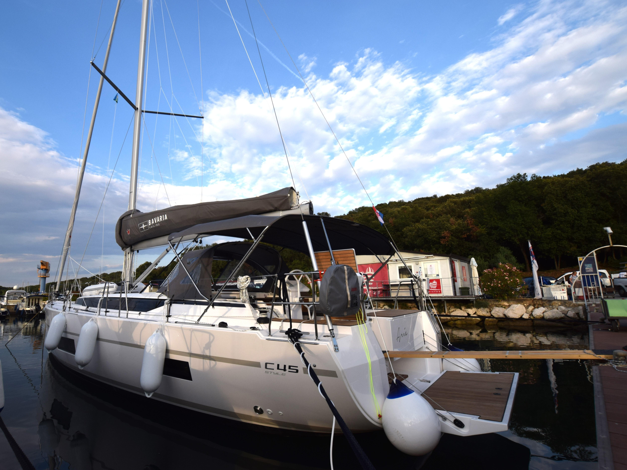 Photo #2 - Bavaria C45 Style (Aria) en Pula - 16932