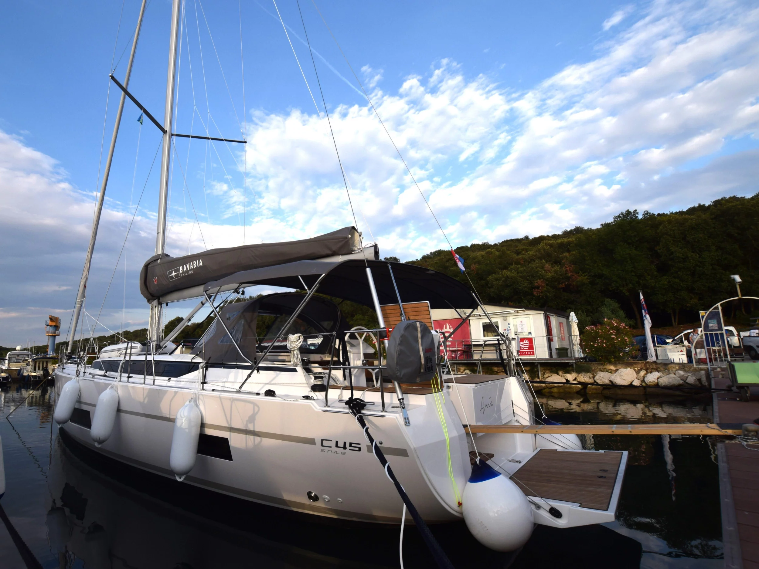Bavaria C45 Style (Aria)  - 1
