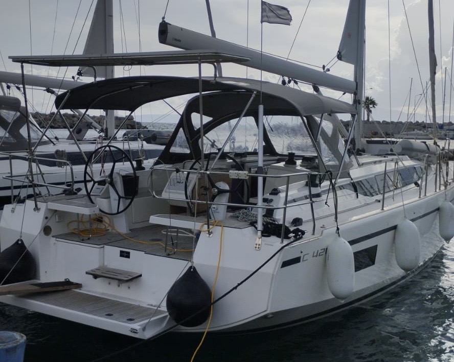 Bavaria C42 — photo 20