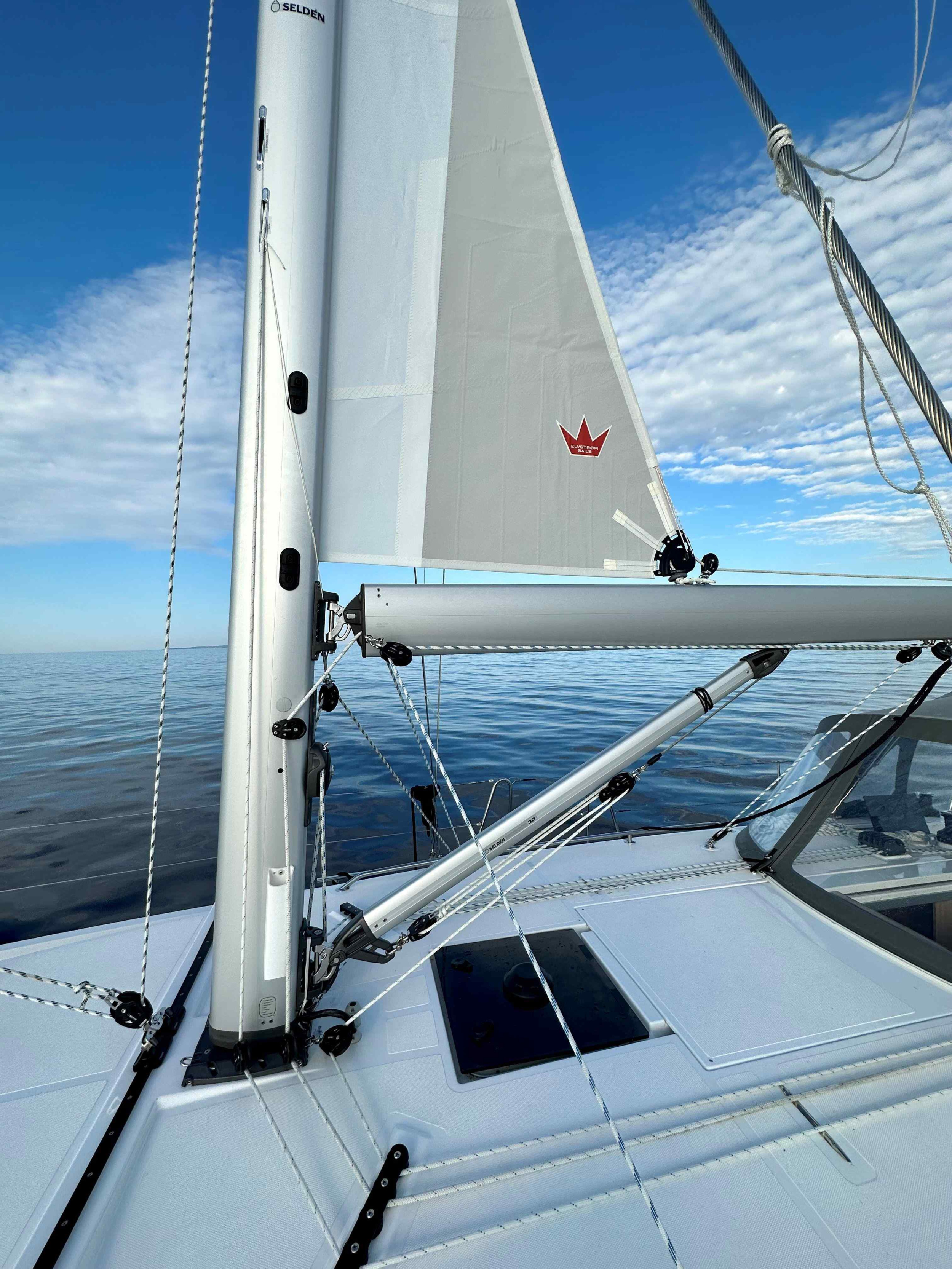 Bavaria C42 — photo 10