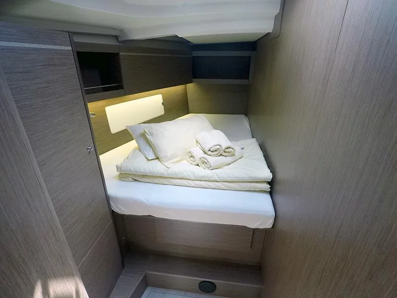 Oceanis 46.1 (Greta) Oceanis 46.1 - 17
