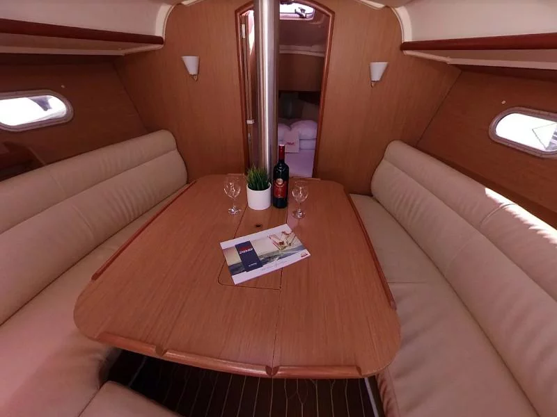 Sun Odyssey 32i (RISTRETTO II)  - 2