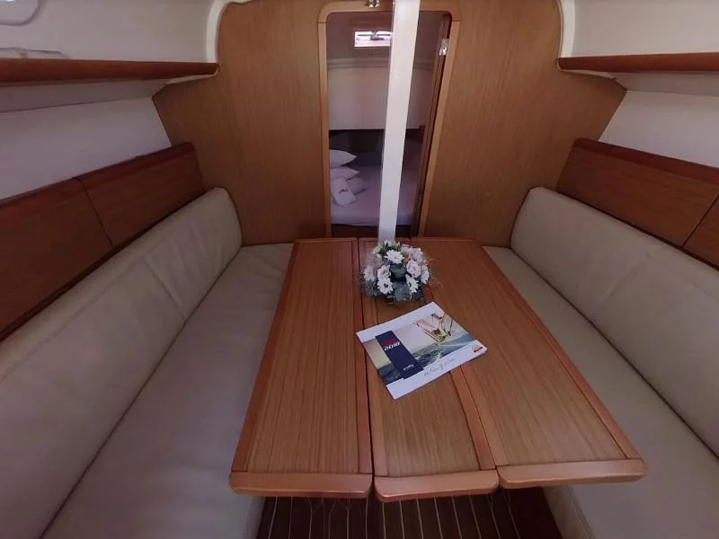 Sun Odyssey 30i (ESPRESSO I)  - 1