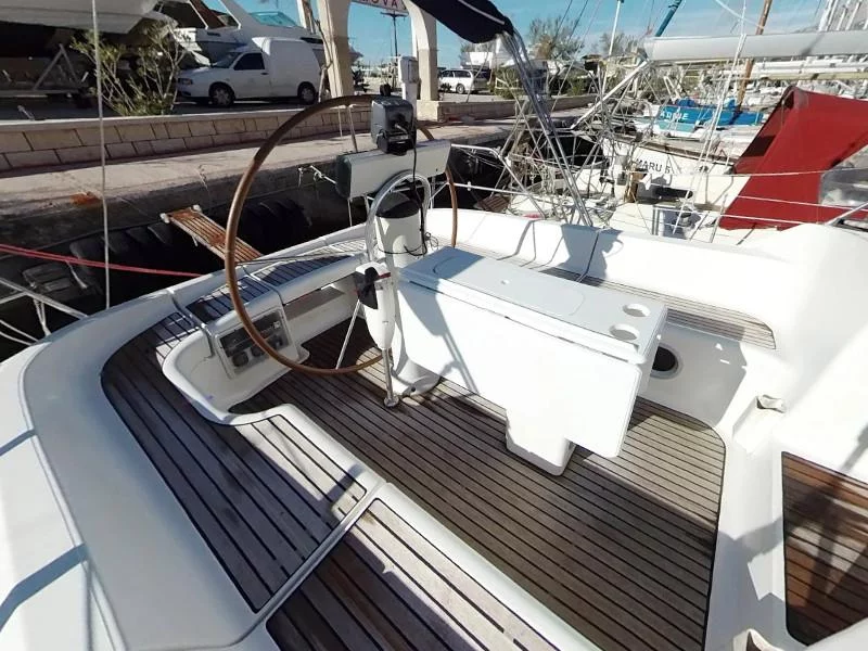 Sun Odyssey 42.2 (VERA I)  - 1