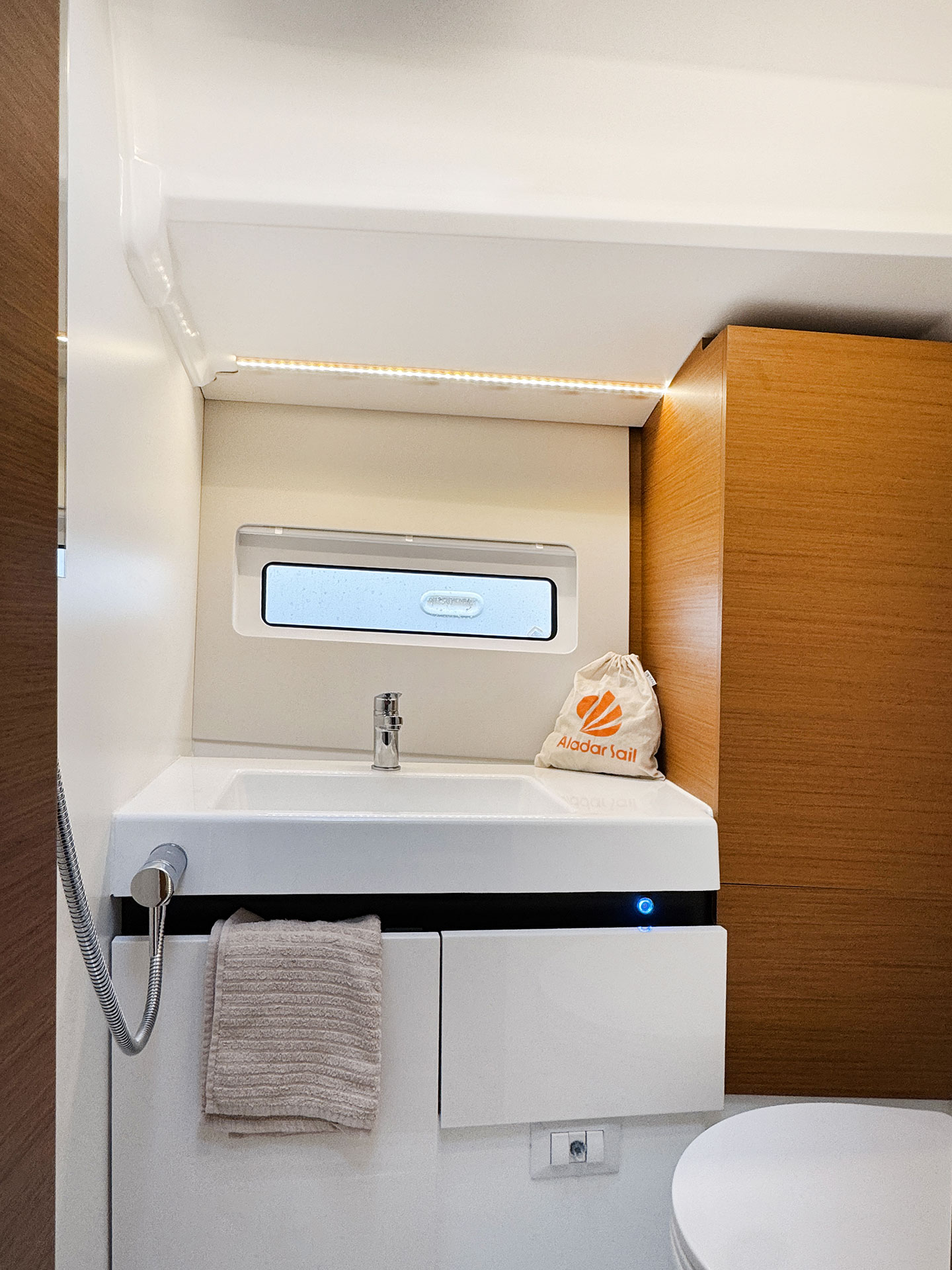 Sun Odyssey 490 — photo 25